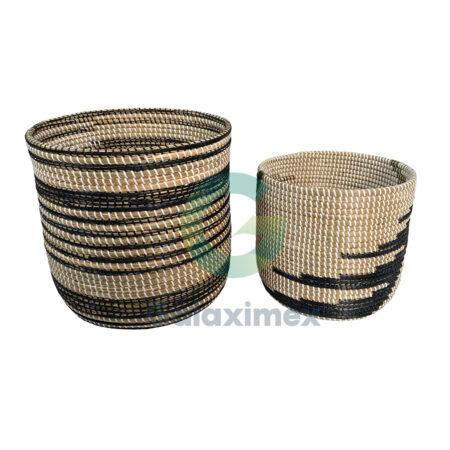 Round-seagrass-basket-with-black-pattern