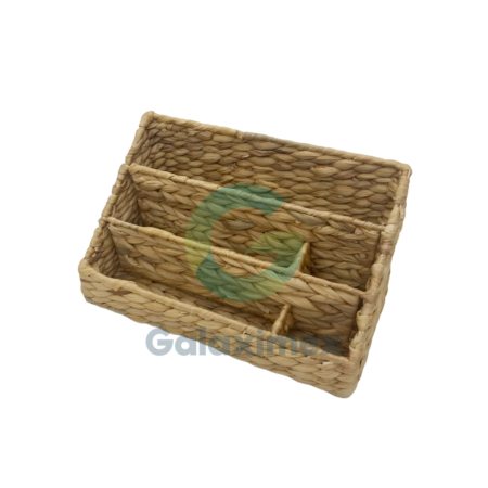 Woven-water-hyacinth-desk-tidy